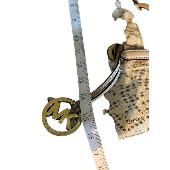 Michael Kors Jet‎ Set White Tote Bag - Picture 14 of 15